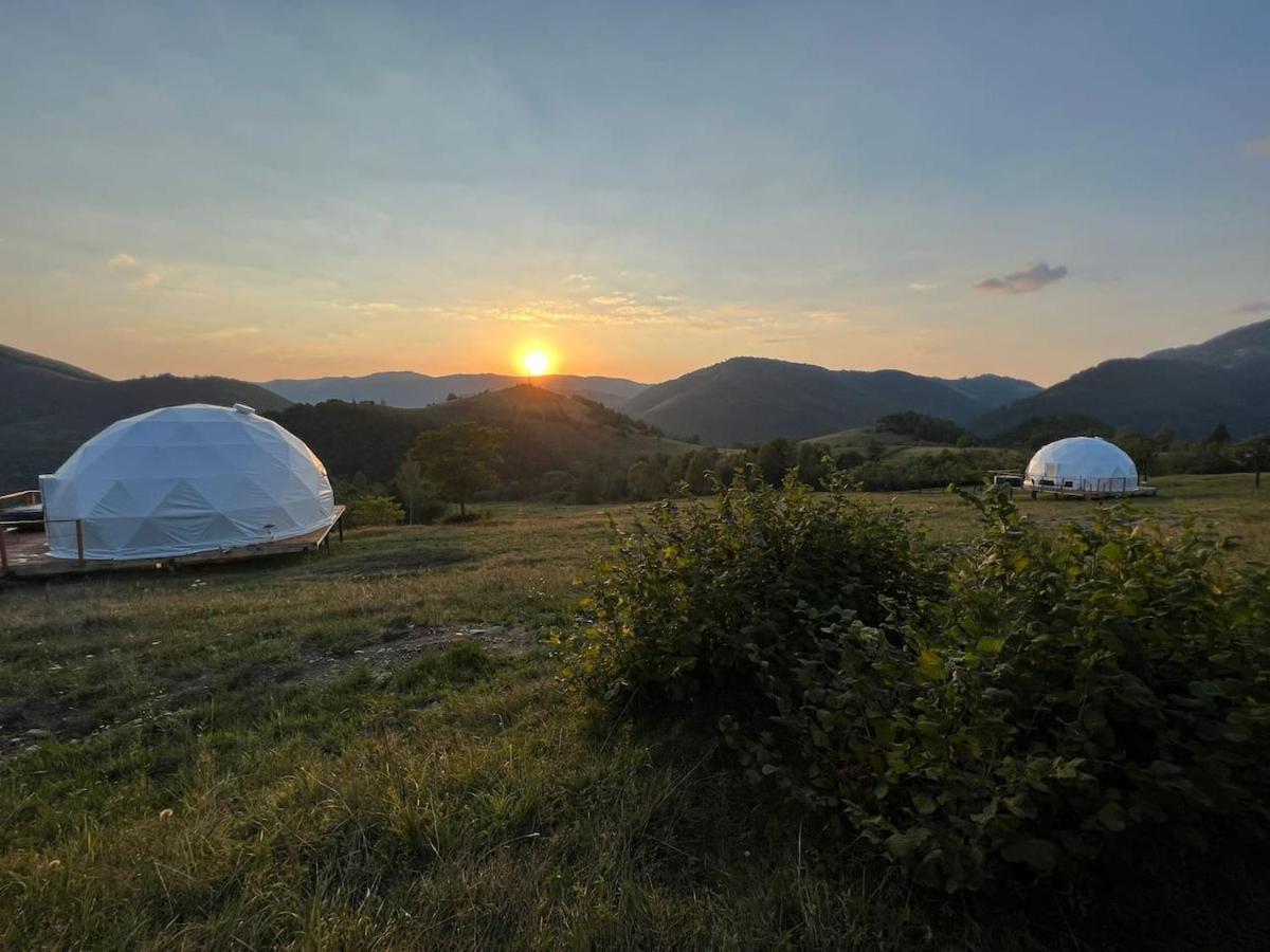 Hotel Tranquil Dome - Manta'S Retreat Glamping Cornereva Exterior foto